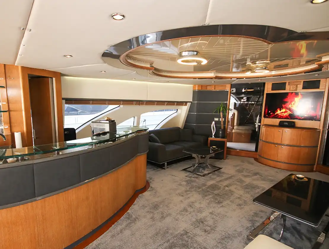 Antalya Yacht Rental Azimut Leonardo 98 